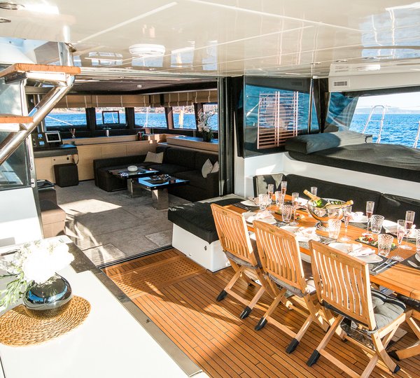 Aft Deck With Entrance To The Salon