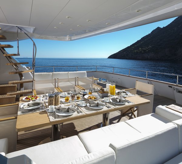 Alfresco Dining On The Aft Deck