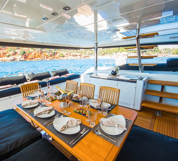 Alfresco Dining Table