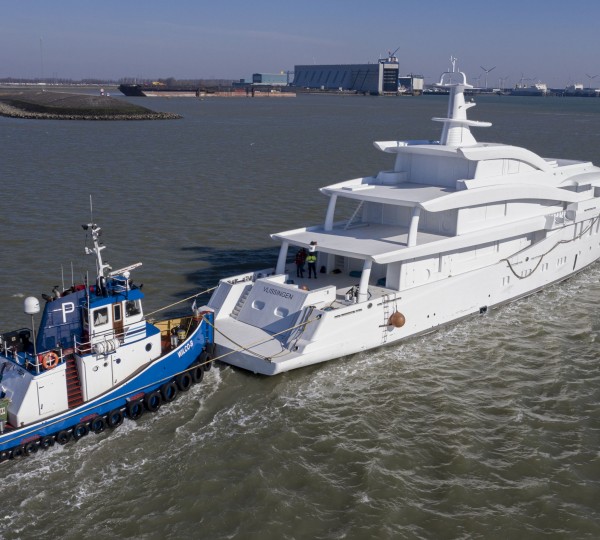 Amels 200 Launched And Ready To Be Outfitted