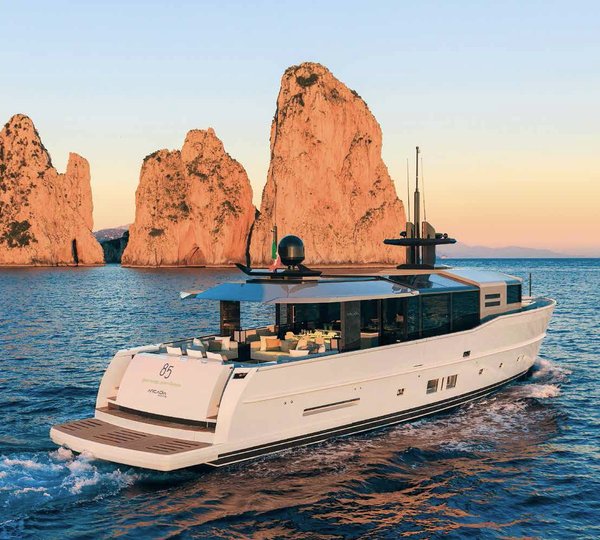 Arcadia 85 Running Aft View