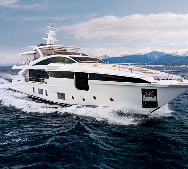 Azimut 35 Metri