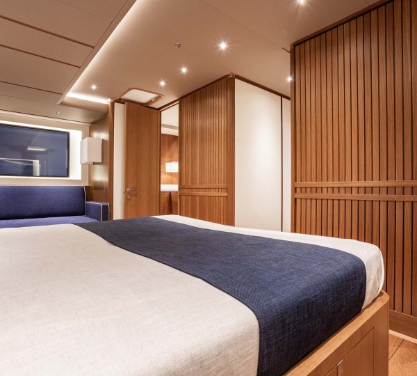 BECOOL Interior - Master Cabin