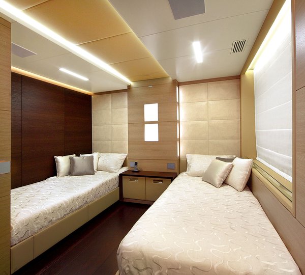 BS003 Twin Cabin