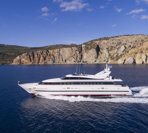 Baglietto Motor Yacht SOLE DI MARE - Main Shot
