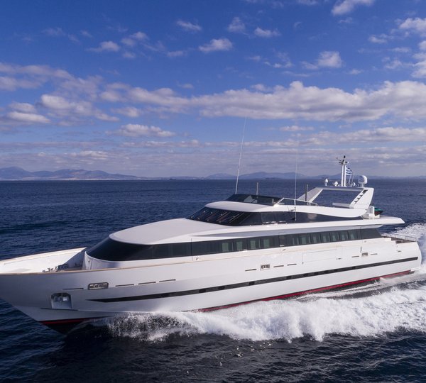 Baglietto Motor Yacht SOLE DI MARE - Running