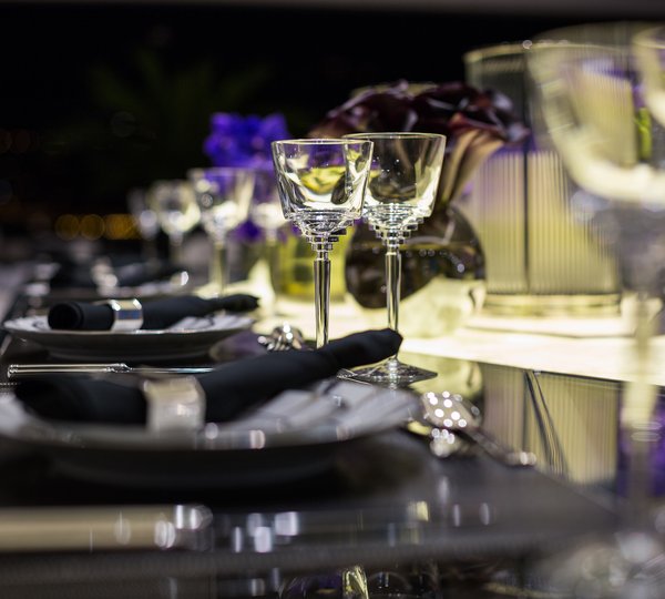 table setting detail