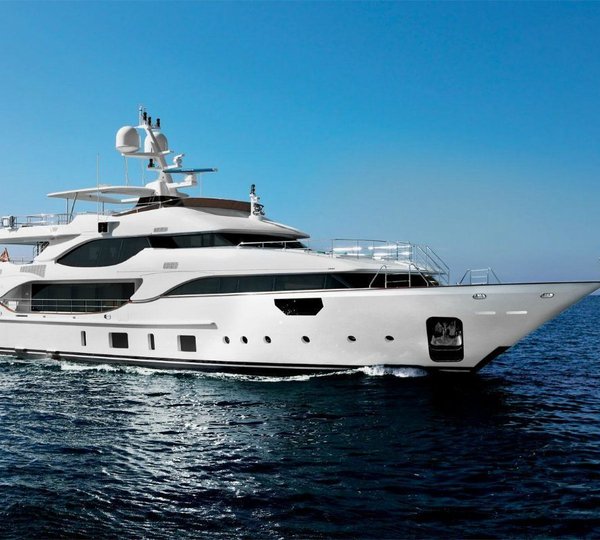 Benetti Crystal 140 Yacht
