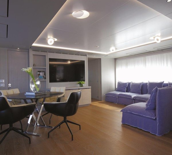 Benetti Mediterraneo 116 Interior Seating