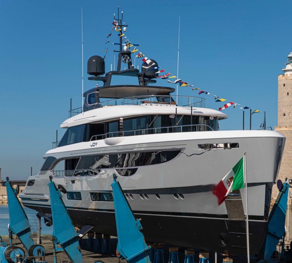 Benetti_Launch Second Unit Of Oasis 40M Superyacht JOY