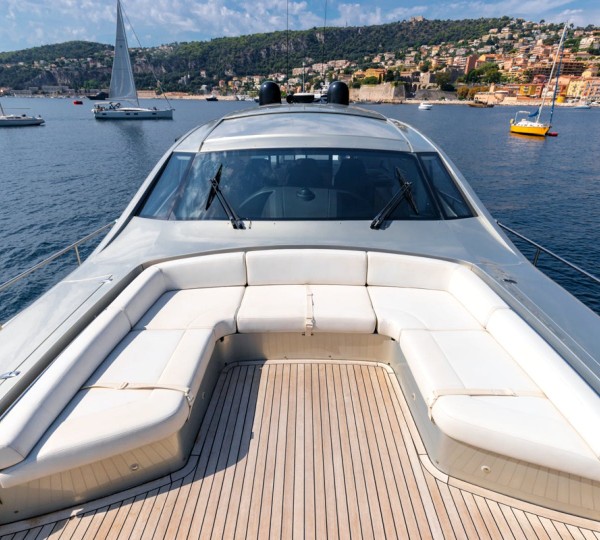 Bow Deck With Large Couch