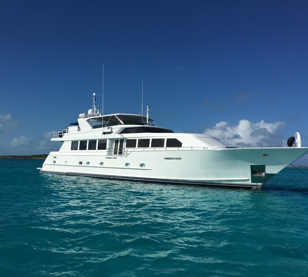 Broward Marine Yacht BREAKAWAY - Main Shot