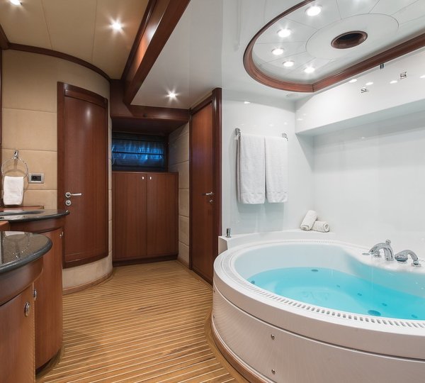 CLARITY Master Ensuite  