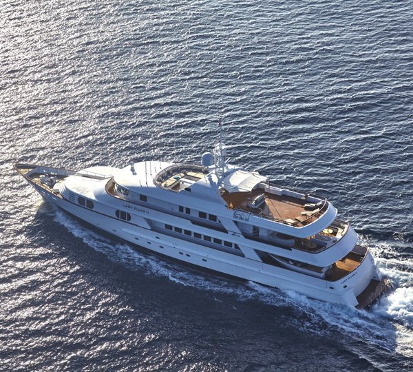 CRN Ancona Motor Yacht LADY ELLEN II - Underway