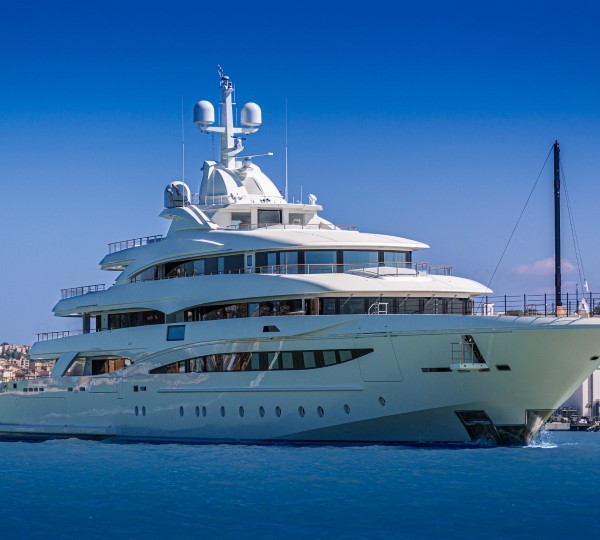 CRN Superyacht MIMTEE