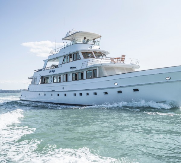 SEA BREEZE II - Running