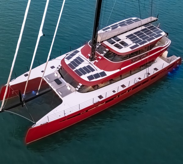 Catamaran CRAZY LOVE Aerial