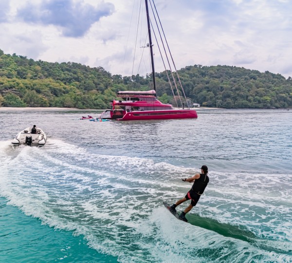 Catamaran CRAZY LOVE Luxury Yacht