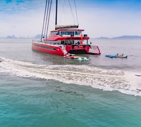 Catamaran CRAZY LOVE With Toys