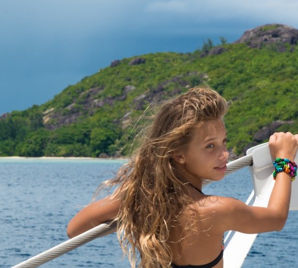 Catamaran LONESTAR 4