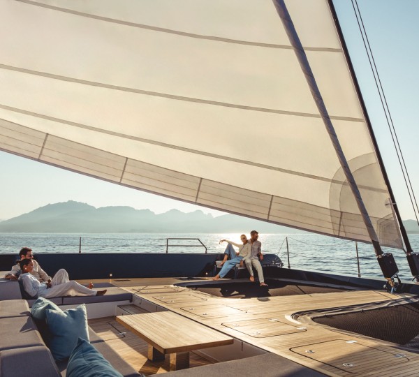 Catamarn MISCHIEVOUS - Bow Terrace