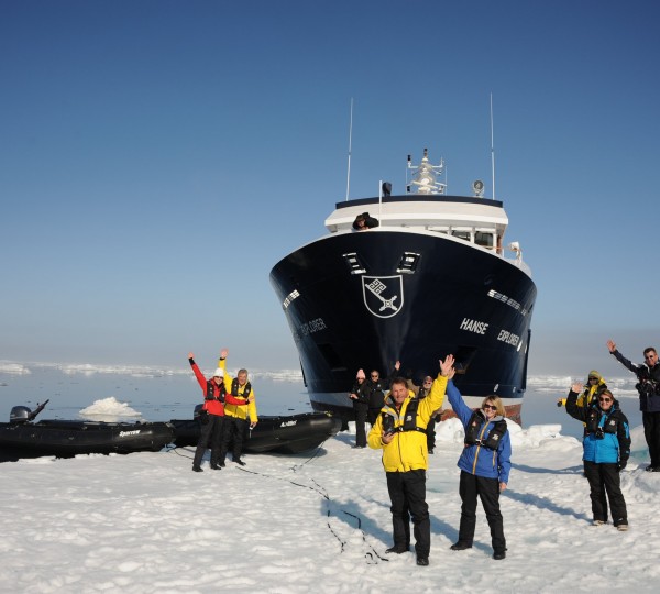 Charter Yacht Hanse Explorer ©MartinEnckell - Arctic Svalbard