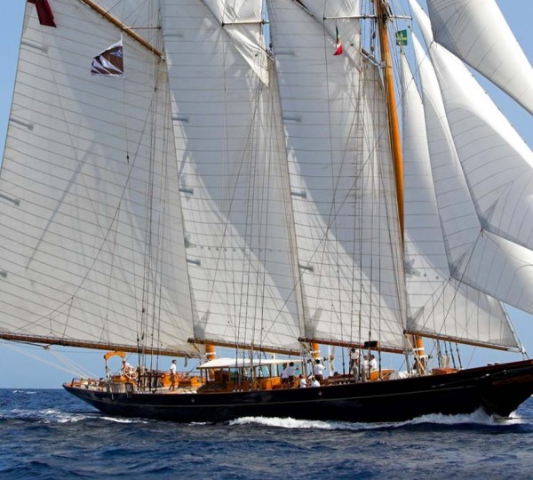 Classic Sailing Yacht - 1902 TOWNSEND & DOWNY SCHOONER
