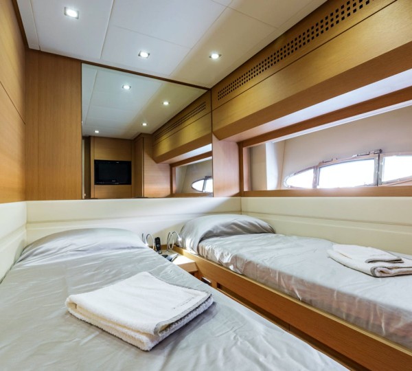 Comfortable Twin Cabin