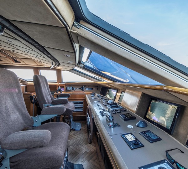 Control Room With Captain Area