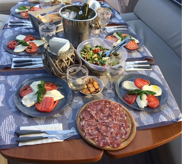 Cuisine And Dining Detail