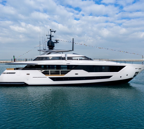 Custom Line Motor Yacht GERRY'S FERRY
