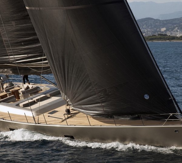 DARK SHADOW Underway