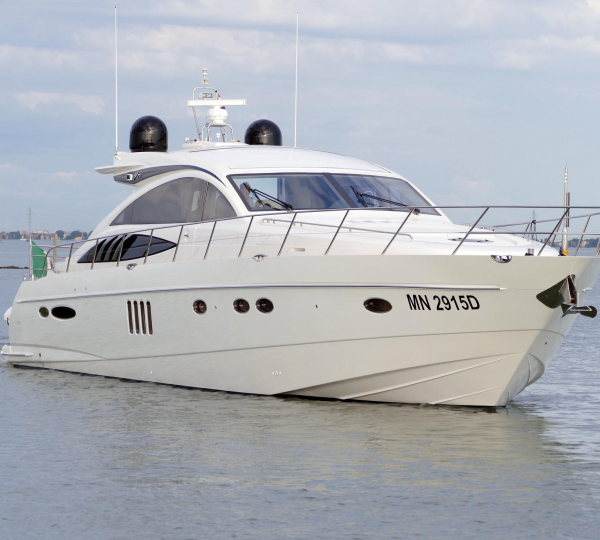 DIN IV Motor Yacht