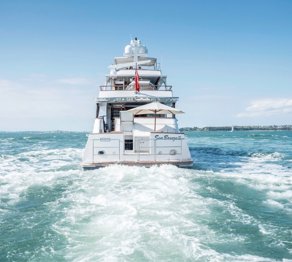 SEA BREEZE II - Transom