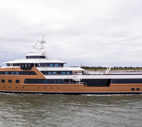 Damen Yachting SeaXplorer 77 LA DATCHA Yacht Profile