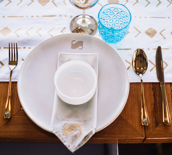 Dining Table Plate