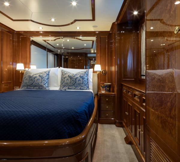 Double Cabin - Photo Jeff Brown