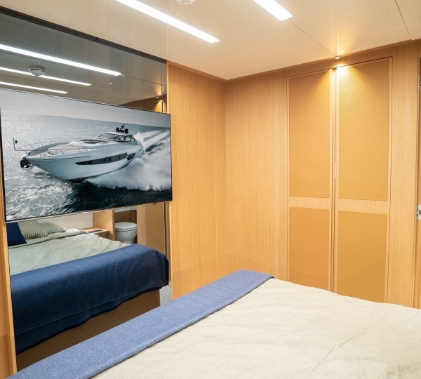 Double Guest Cabin With TV