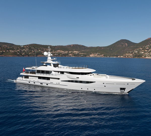 motor yacht HALO - LE180 Project 472