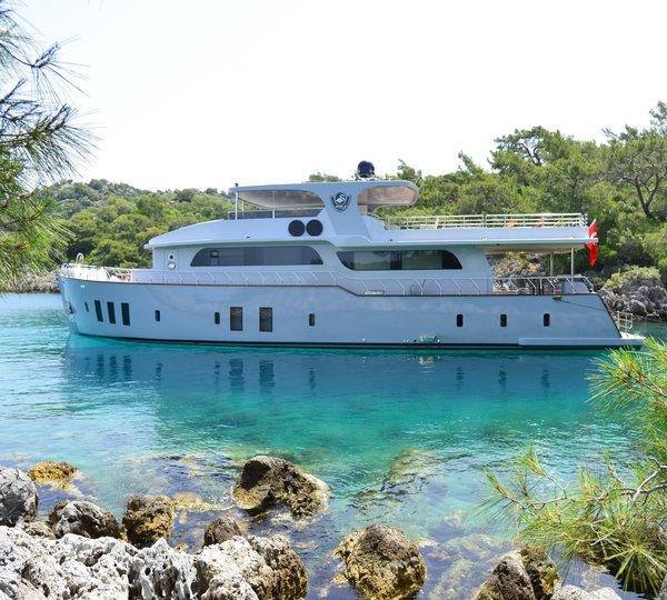 ES Yacht SIMAY F - Main shot