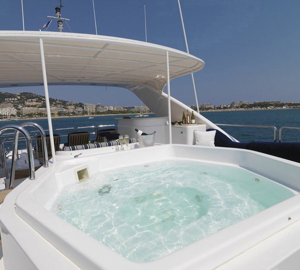 Enchantress - Sundeck