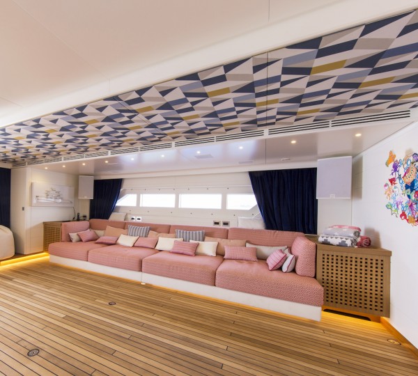 Entertainment Saloon 4 - Lower Deck