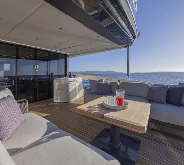 Exterior Relaxation Area