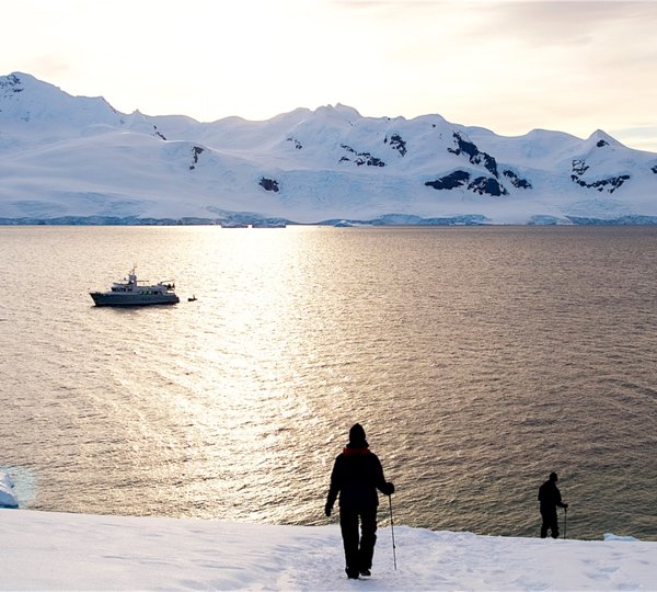 Expedition Yacht Gayle Force
