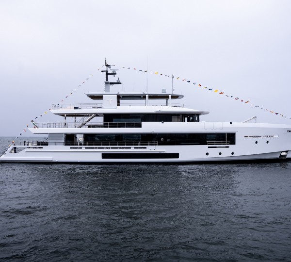 Explorer Yacht TREMENDA - CdM