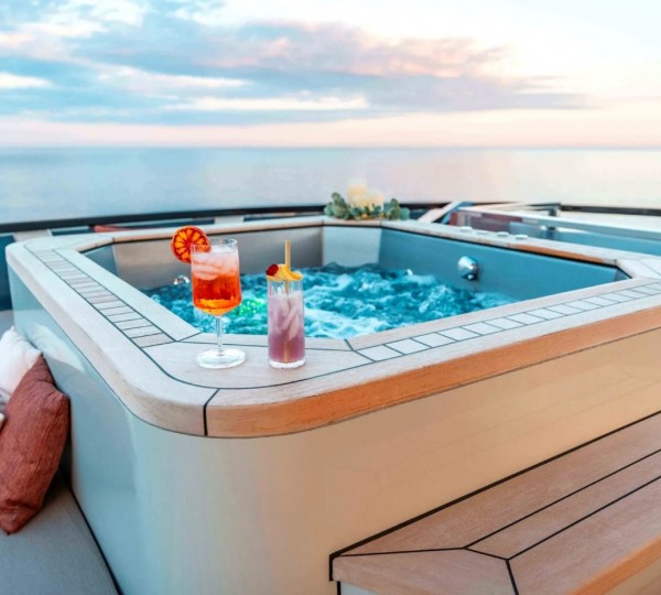 Exterior Bathtub With Sea Views