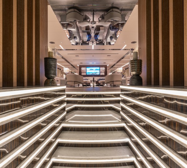 Exterior Beach Club-Staircase