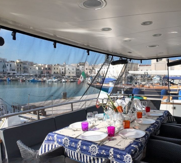 Exterior Dining With Sea Views