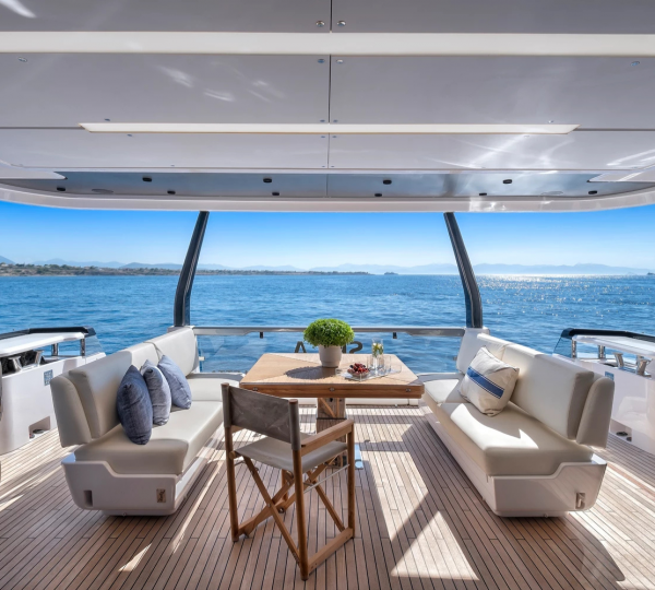 Exterior Mini Dining With Sea Views