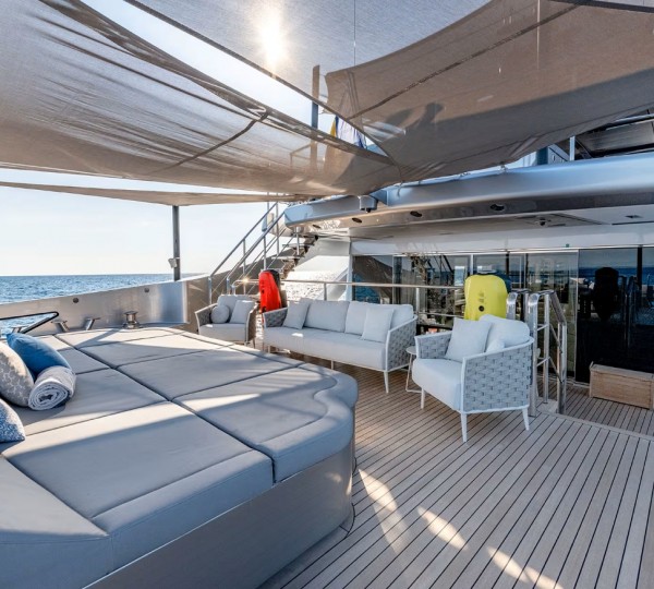 Exterior Relaxation Area